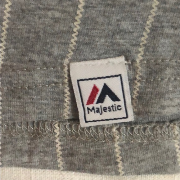 Yankees button up v neck - Picture 5 of 6